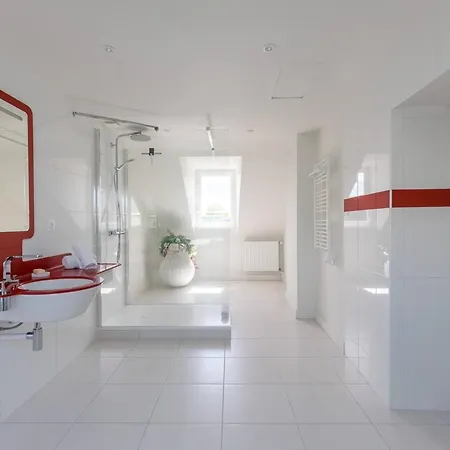 Luxueuse 6 Chambres, Jardin, Parking Prive, Centre-ville Du Mans, Proche Circuit 24h - Fr-1-410-431 * Λε Μανς