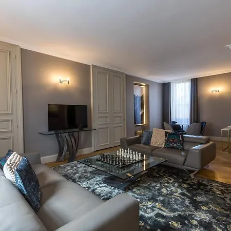 Luxueuse 6 Chambres, Jardin, Parking Prive, Centre-ville Du Mans, Proche Circuit 24h - Fr-1-410-431 *